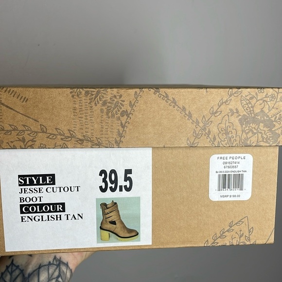 Free People | Jesse Cut Out Boots in English Tan Size Euro 39.5 US 9 NIB - Picture 3 of 10